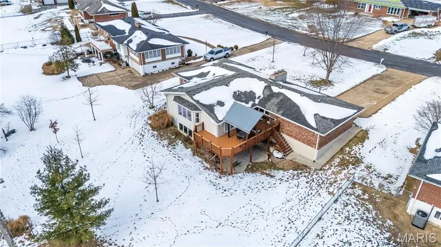 $569,000 | 10748 Leebur Drive, St. Louis, MO 63128