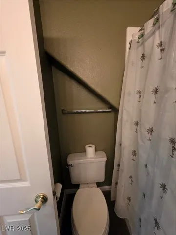 $2,700 | 10697 Wildhurst Street, Las Vegas, NV 89183