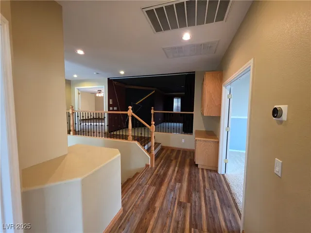 $2,700 | 10697 Wildhurst Street, Las Vegas, NV 89183