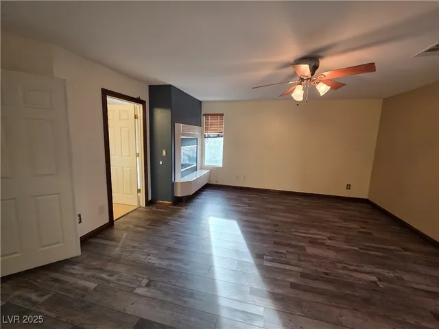 $2,700 | 10697 Wildhurst Street, Las Vegas, NV 89183