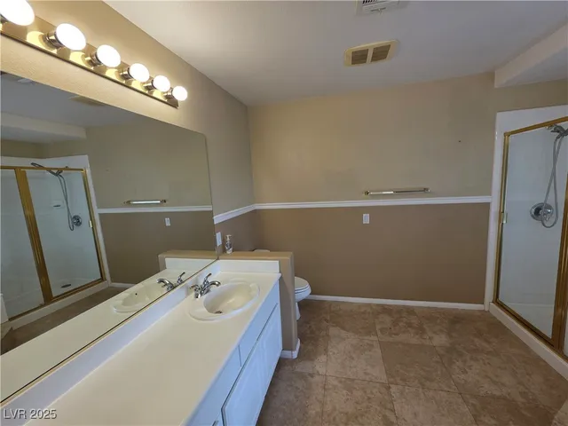 $2,700 | 10697 Wildhurst Street, Las Vegas, NV 89183