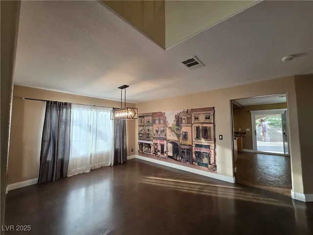 $2,700 | 10697 Wildhurst Street, Las Vegas, NV 89183