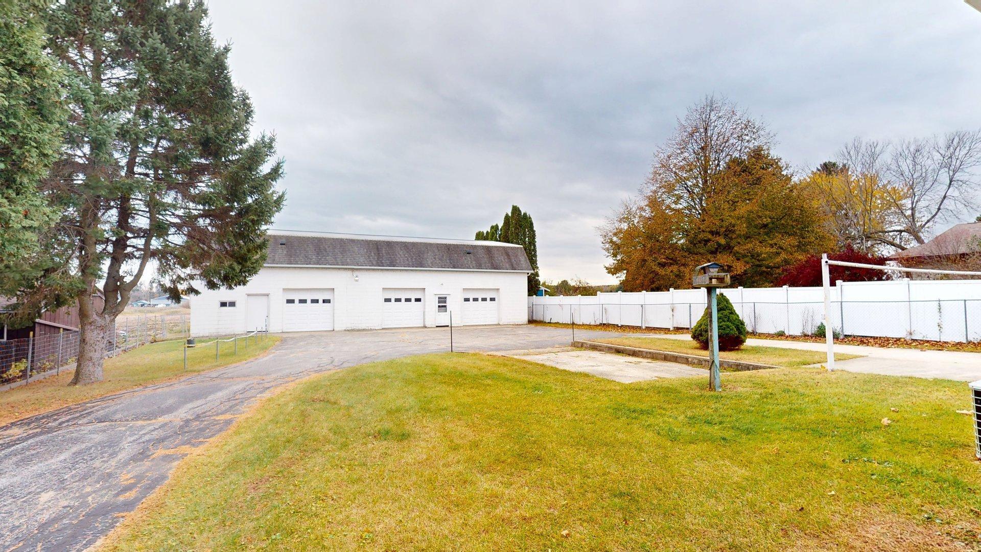 3305-Whistle-Ln-11072025_164404