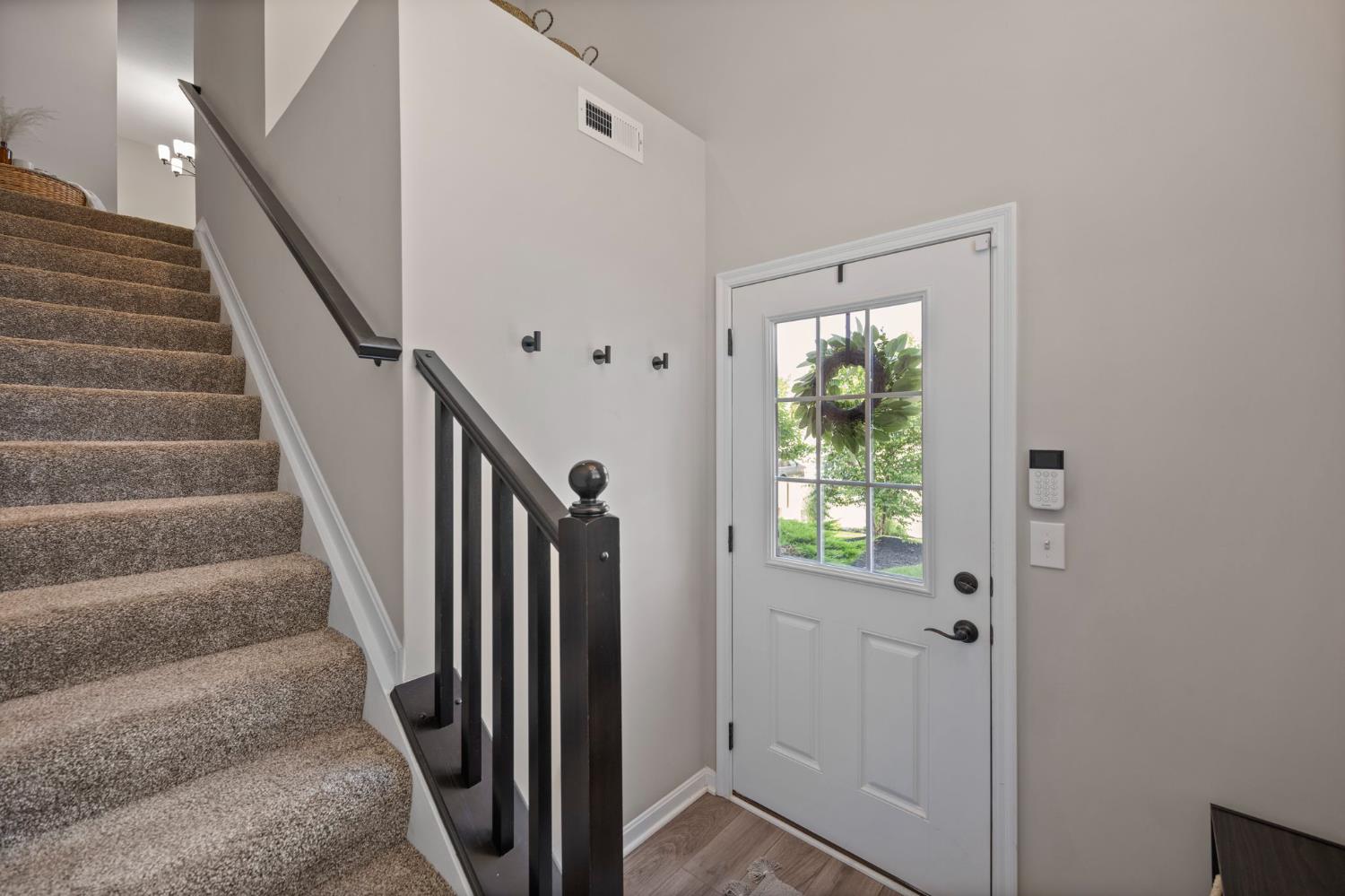 1505 Riviera Drive Lawrenceburg, IN 47025 - Photo 3 of 20