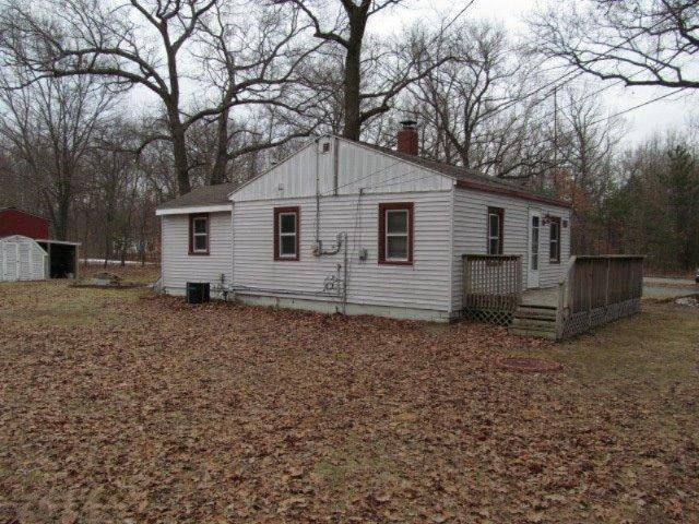 1144 South Maple Island Road Muskegon, MI 49442 - Photo 3 of 13 Additional Photo