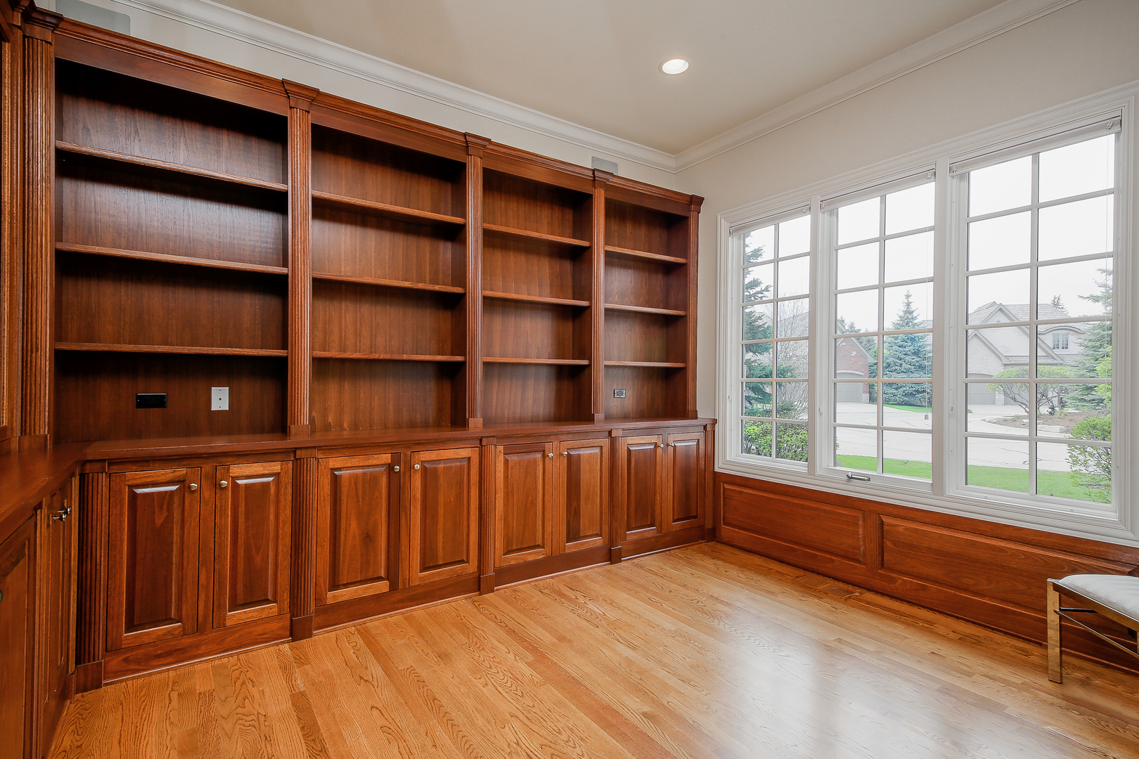 59 Forest Gate Circle Oak Brook, IL 60523 - Photo 16 of 30 a view of an empty room with a window