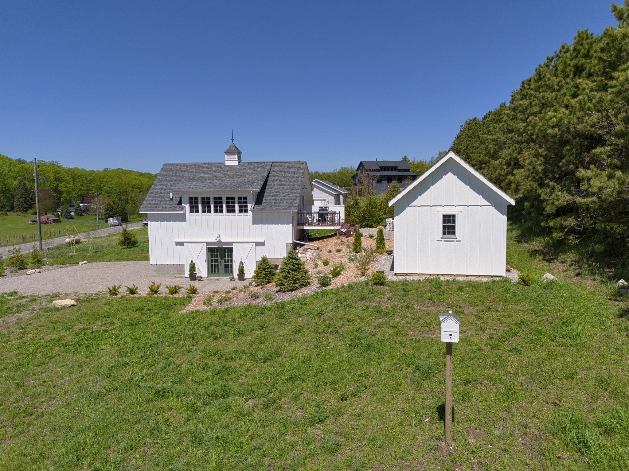 2494 North Setterbo Road Suttons Bay, MI 49682 - Photo 35 of 61 1934024-66e4524d-53a6-454a-9bdf-bb04e949a0bf.JPG