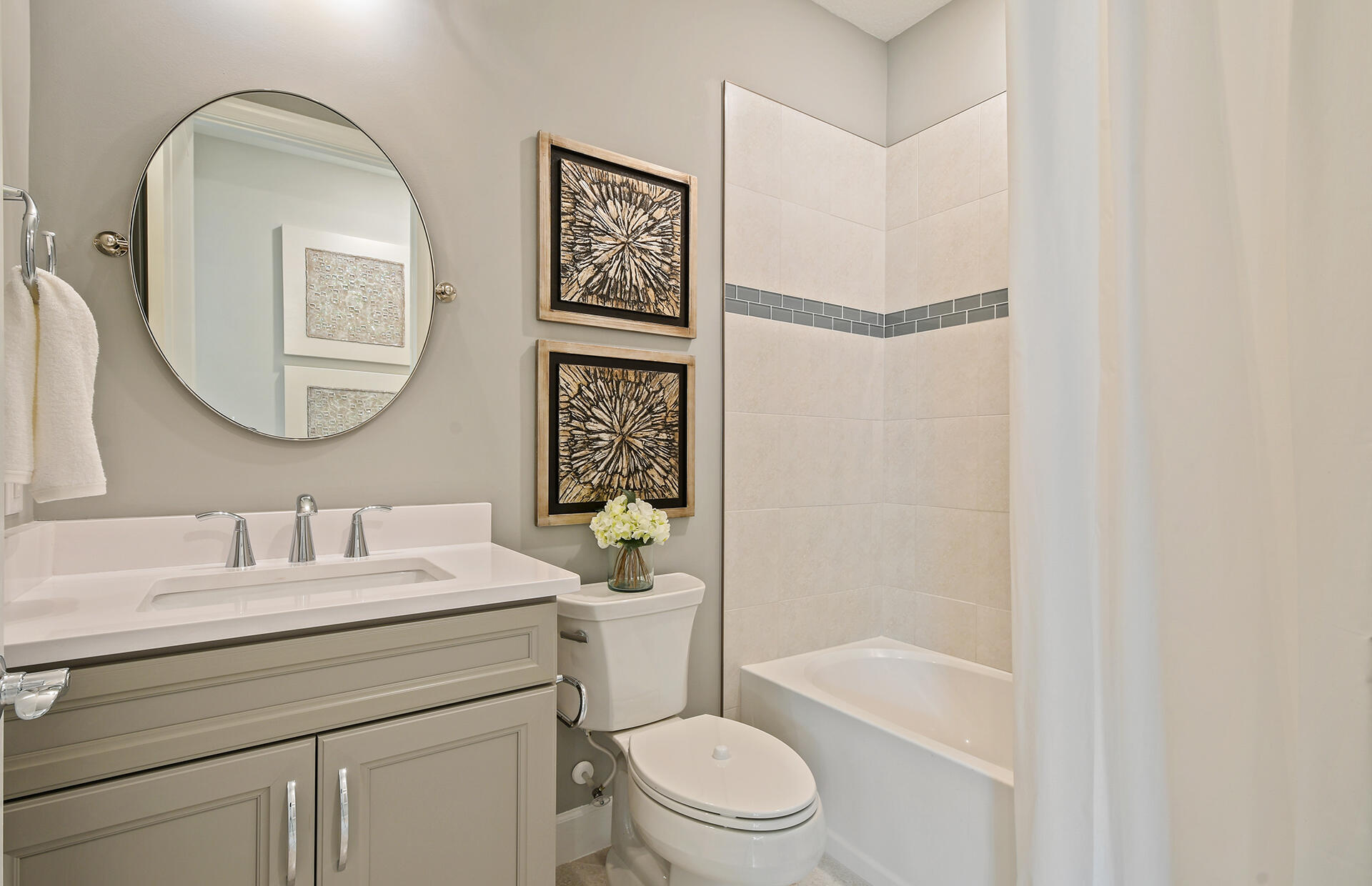 10470 Southwest Highpointe Drive, Unit 127 Stuart, FL 34997 - Photo 18 of 30 Secondary Bath