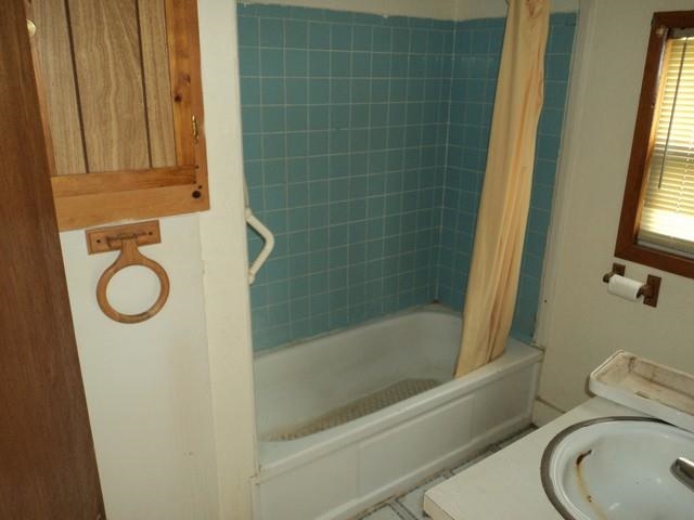 6264 Lund Road Southwest Fife Lake, MI 49633 - Photo 15 of 16 1785035-14.JPG
