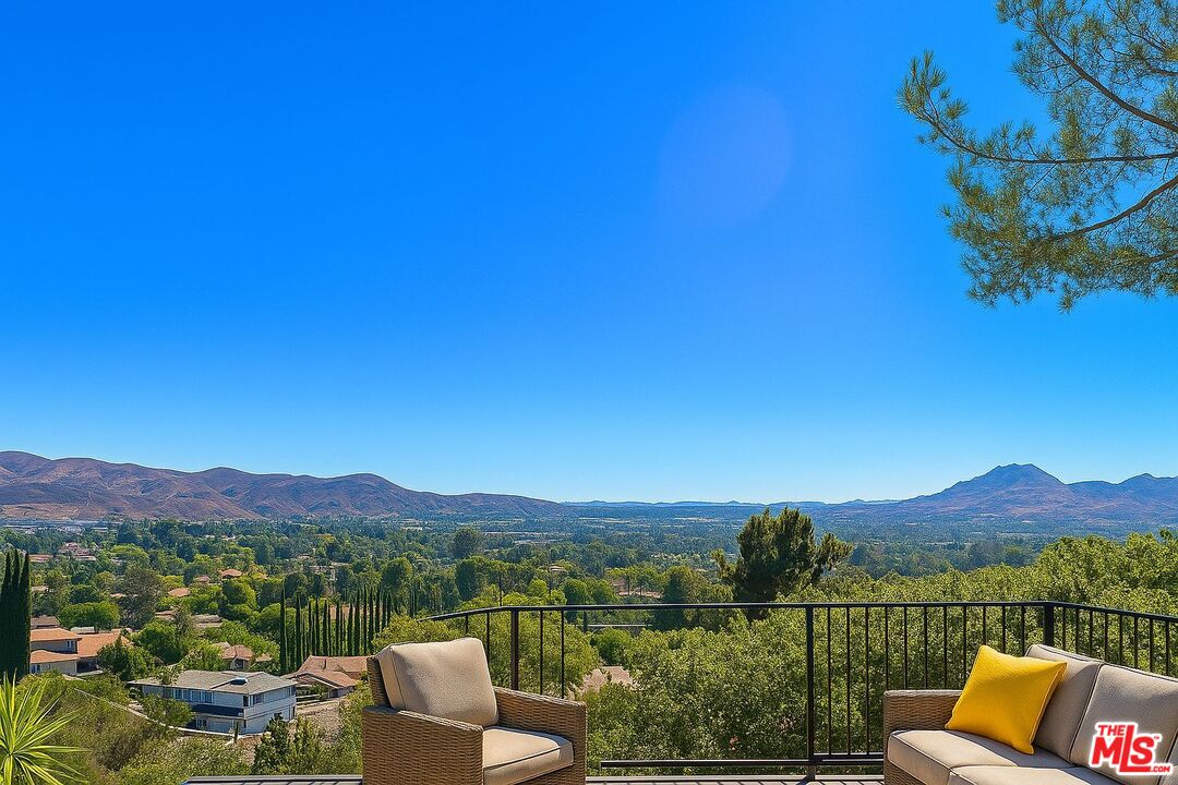 1096 Stoneshead Court Westlake Village, CA 91361 - Photo 38 of 38 a view of a city with mountain view