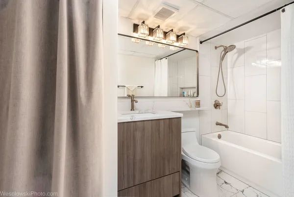 $1,600 | 3222 Sanders Road, Unit 3D, Northbrook, IL 60062