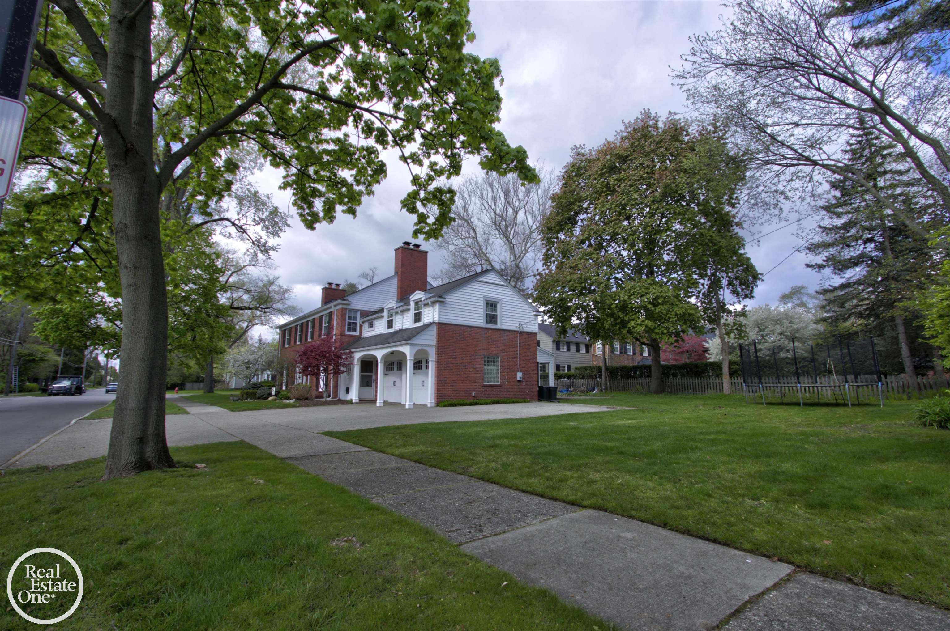 203 Ridge Road Grosse Pointe Farms, MI 48236 - Photo 7 of 51