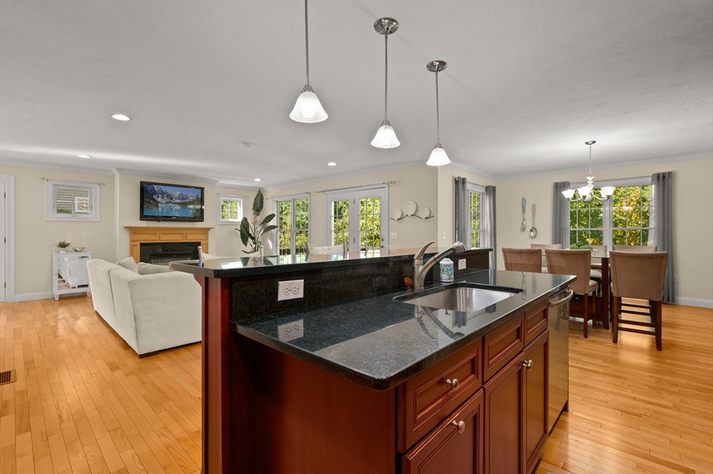 50 Mt Vernon Street, Unit 30 North Reading, MA 01864 - Photo 9 of 40