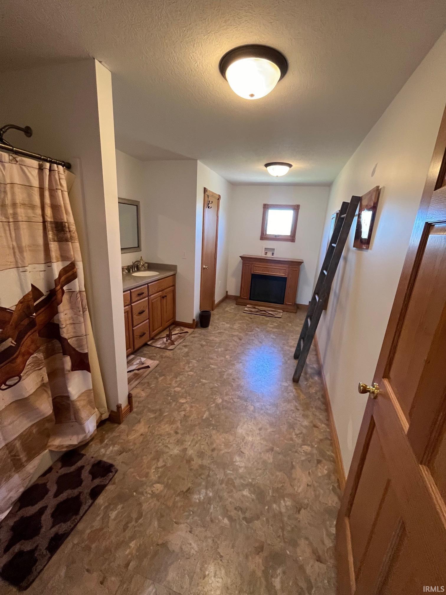 7059 East Sylvania Road Bloomfield, IN 47424 - Photo 21 of 21 Gallery Image 21