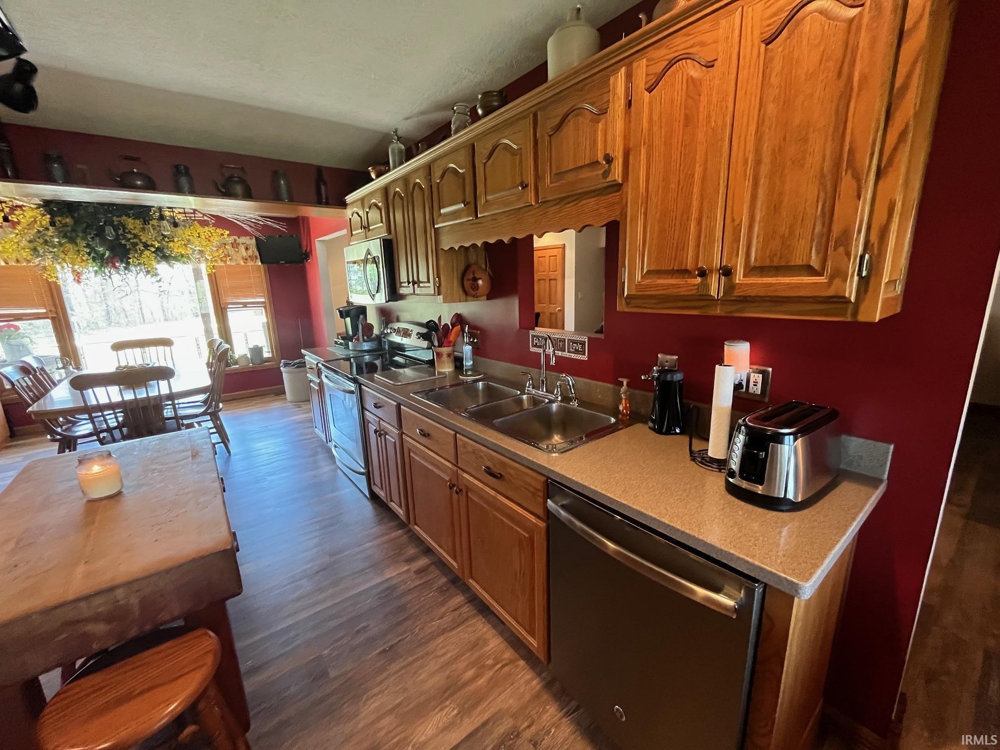 7059 East Sylvania Road Bloomfield, IN 47424 - Photo 4 of 21 Gallery Image 4