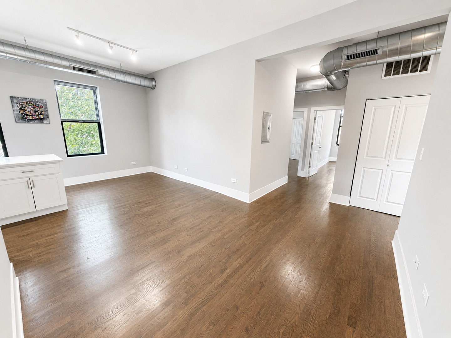 1044 West 18th Street, Unit 3R Chicago, IL 60608 - Photo 5 of 10