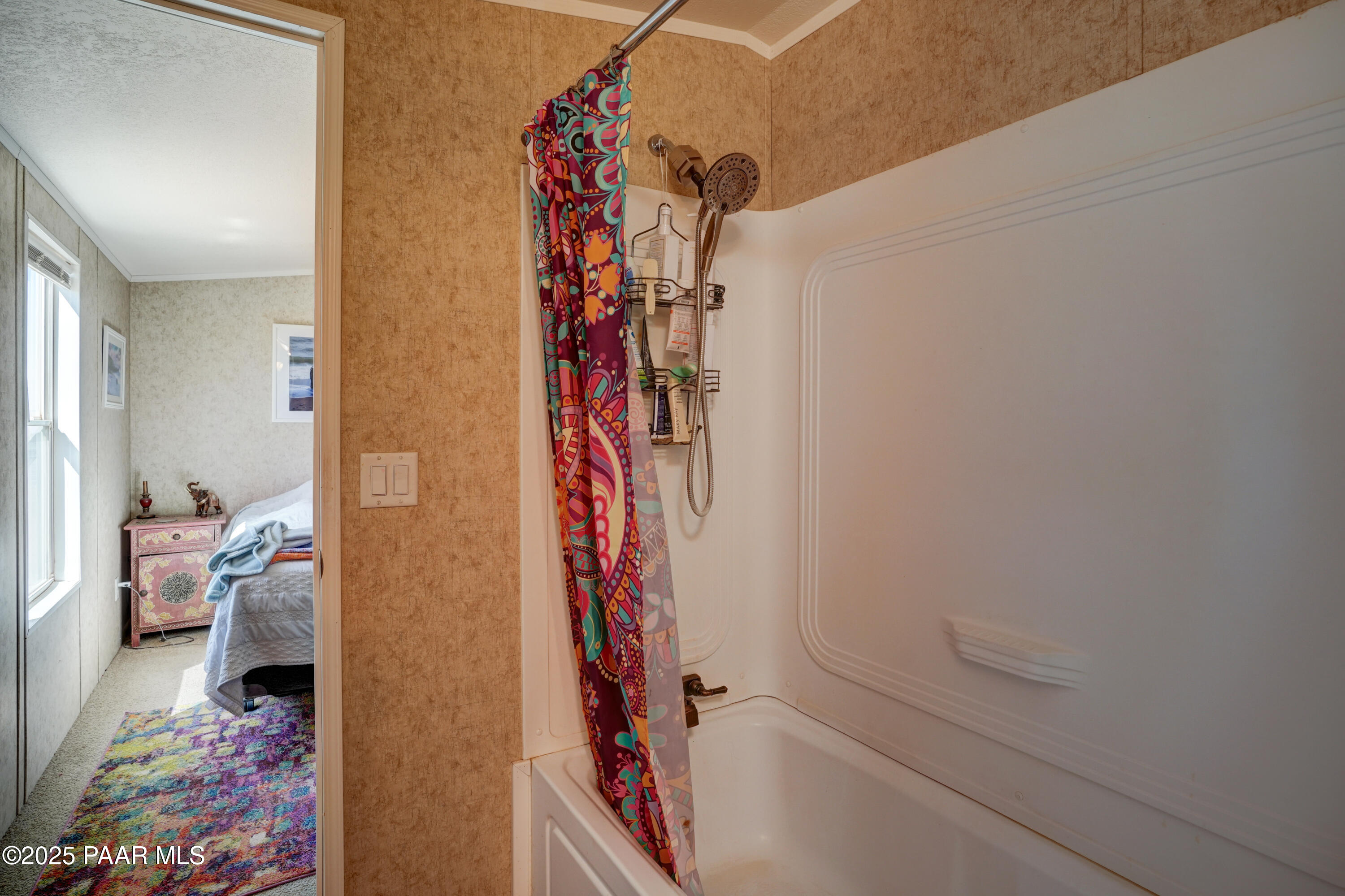 350 Ranch House Road Paulden, AZ 86334 - Photo 17 of 39 Primary Bathroom 2