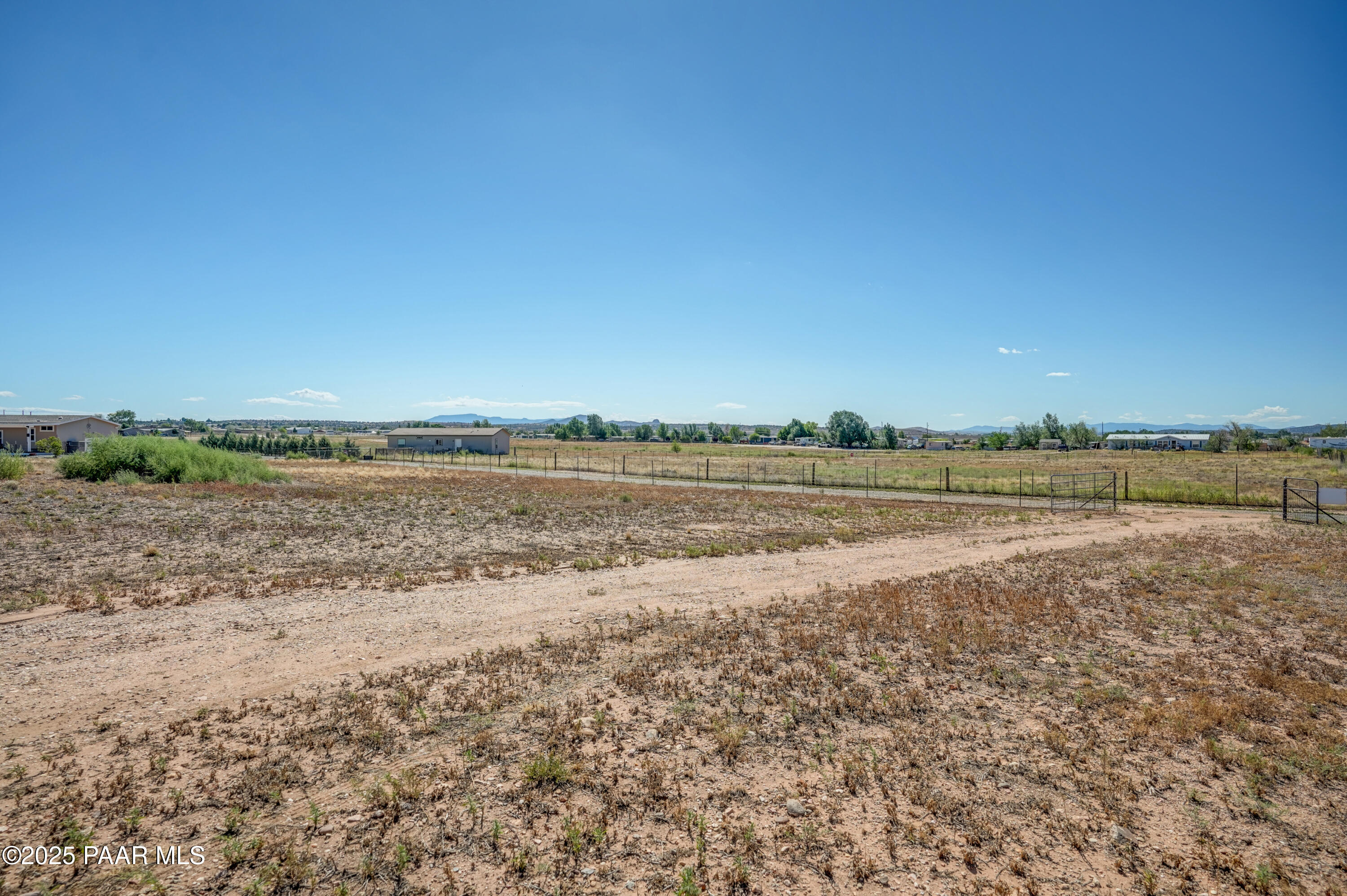 350 Ranch House Road Paulden, AZ 86334 - Photo 25 of 39 Front Yard
