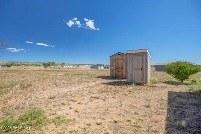 $275,000 | 350 Ranch House Road, Paulden, AZ 86334