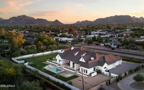 $5,994,998 | 10229 North 64th Street, Paradise Valley, AZ 85253
