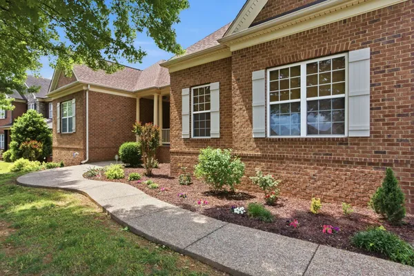 $850,000 | 2083 Autumn Ridge Way, Spring Hill, TN 37174