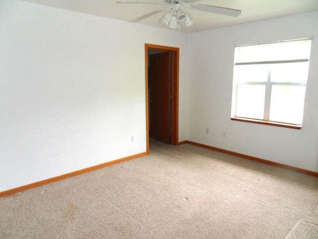 625 Railroad Street Rhinelander, WI 54501 - Photo 7 of 13 Gallery Image 7