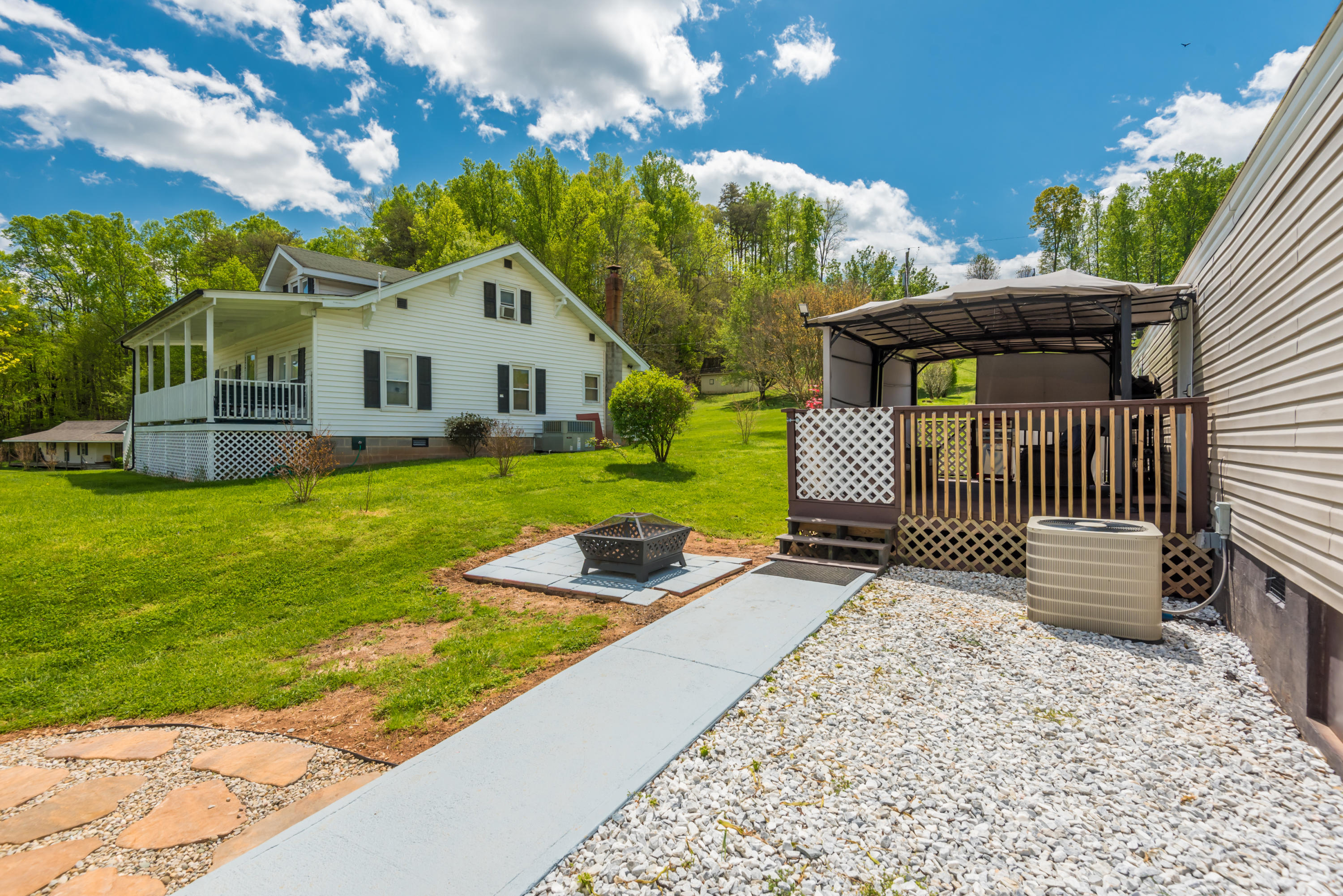 739 Laurel Road Clinton, TN 37716 - Photo 28 of 28 739LaurelRd-18