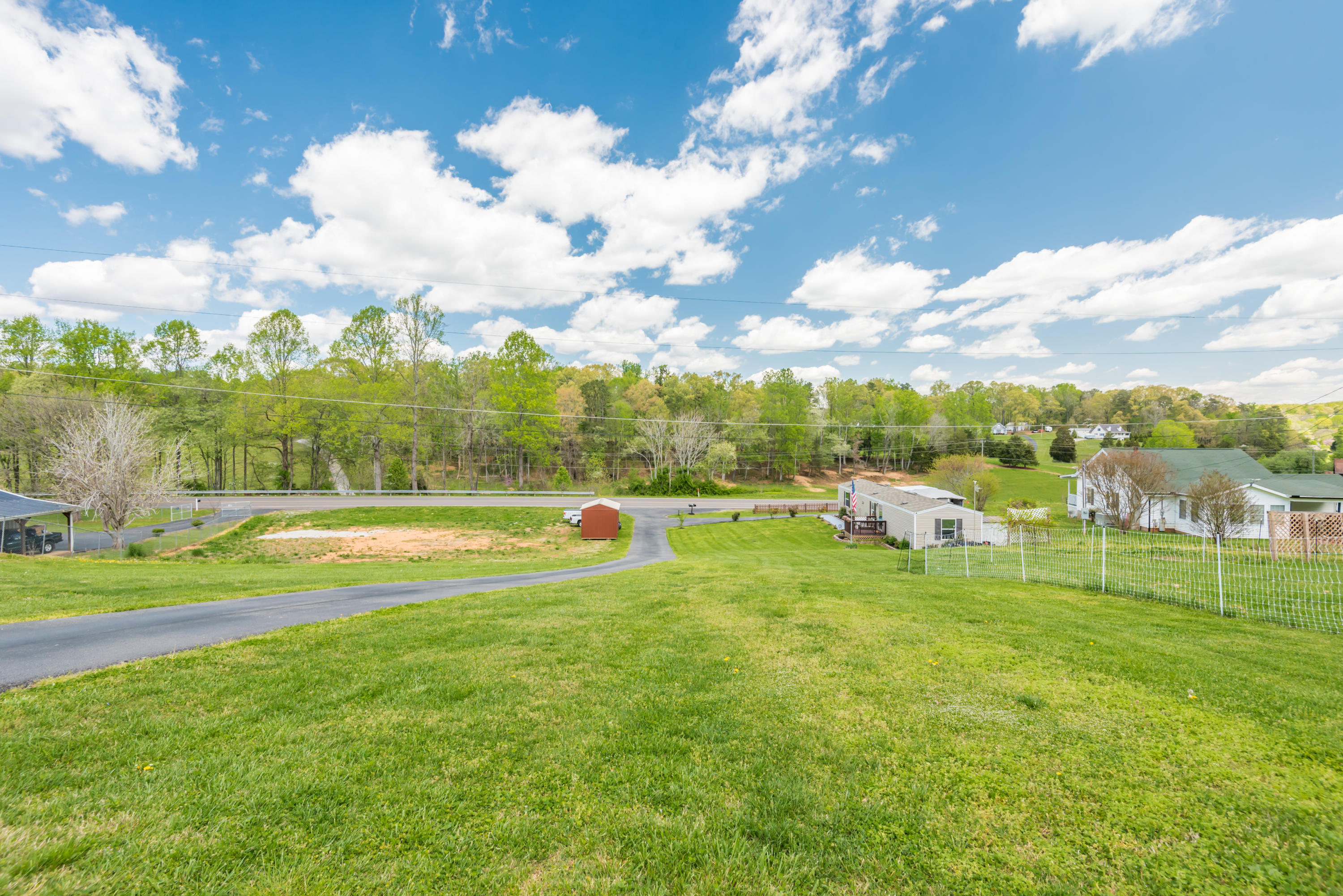 739 Laurel Road Clinton, TN 37716 - Photo 5 of 28 739LaurelRd-28