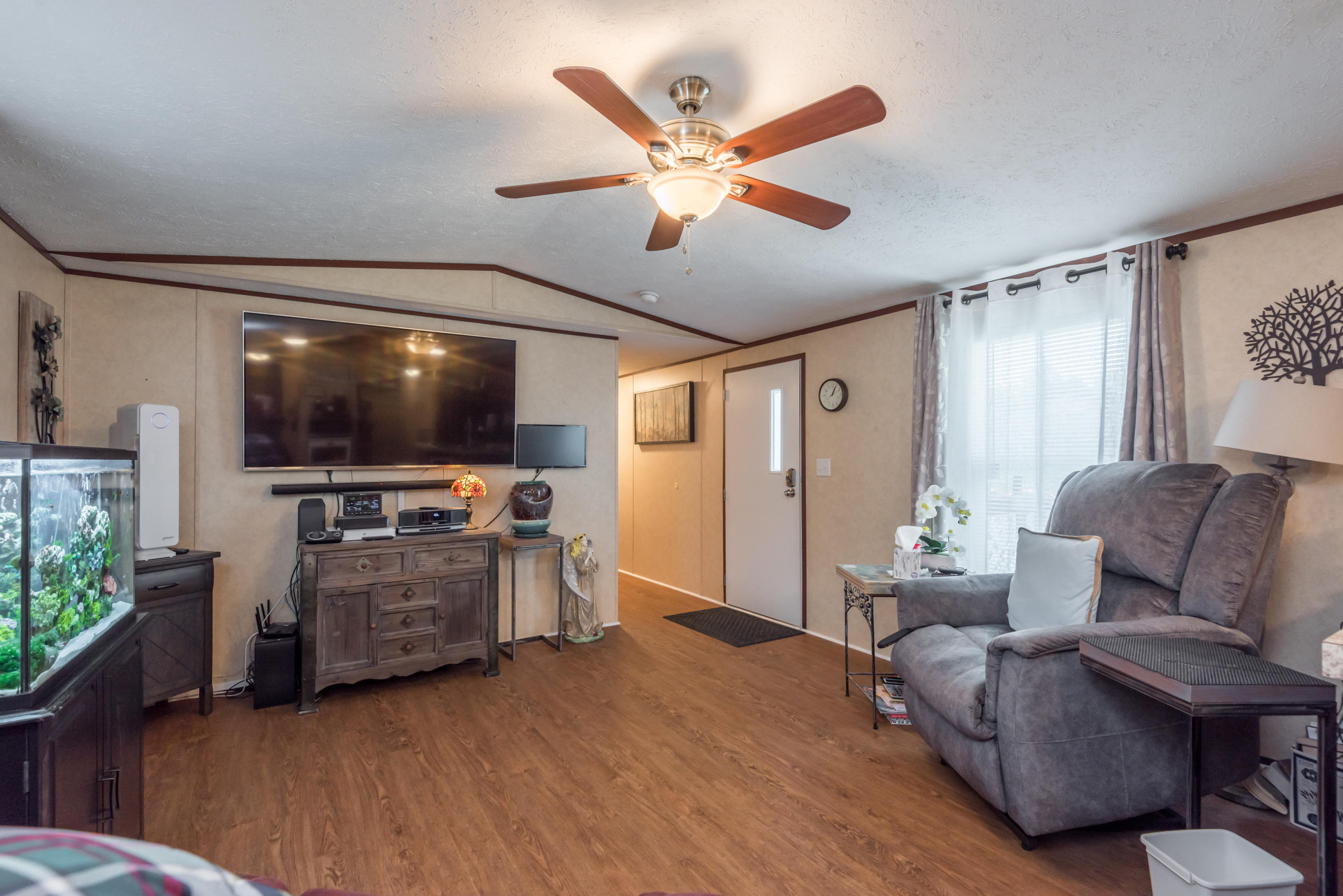 739 Laurel Road Clinton, TN 37716 - Photo 9 of 28 739LaurelRd-7