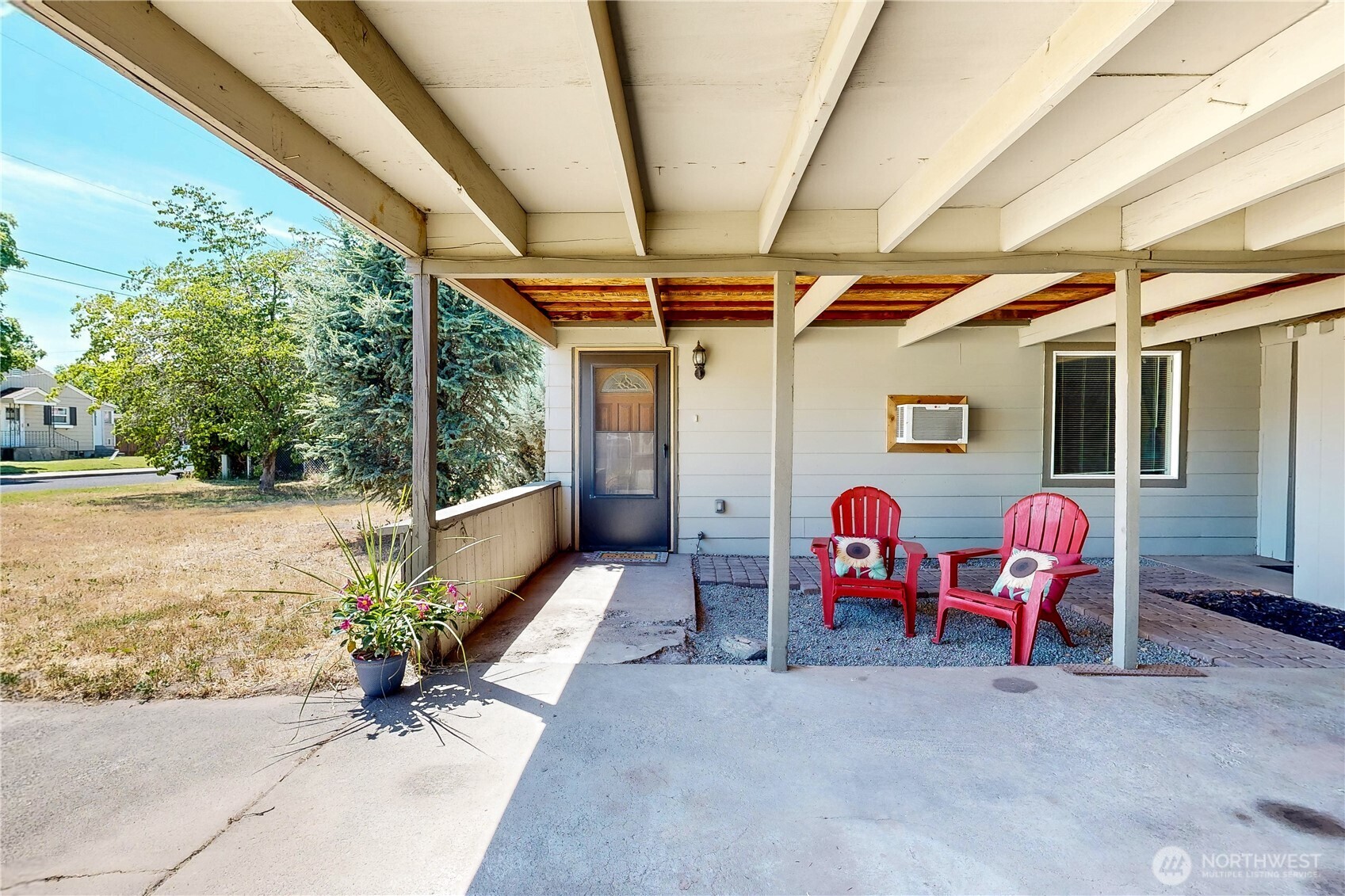 735 Northeast Spitzenberg Street College Place, WA 99324 - Photo 33 of 34