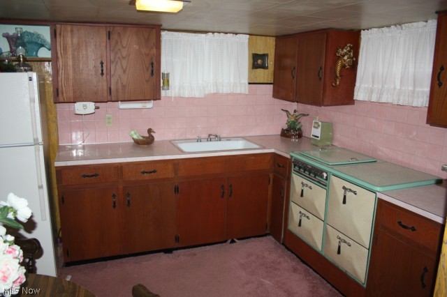 3855 Reimer Road Barberton, OH 44203 - Photo 16 of 21 2nd Kitchen in basement