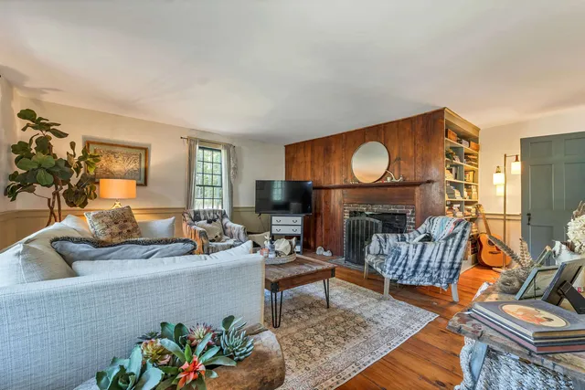 $785,500 | 30 Belknap Mountain Road, Gilford, NH 03249