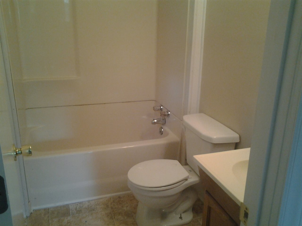 721 Zimmerman Road Spartanburg, SC 29303 - Photo 15 of 21 Bath
