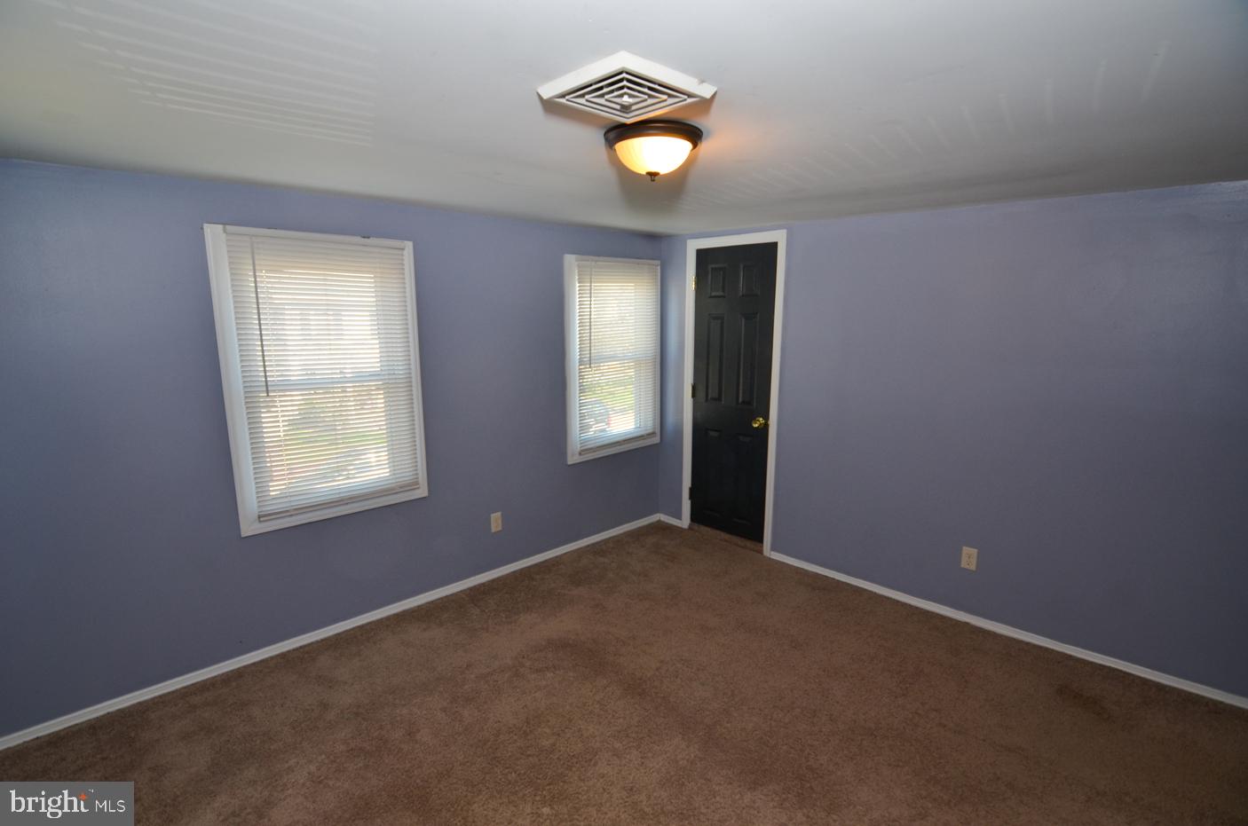 249 Main Street Hamilton, NJ 08620 - Photo 22 of 34 Bedroom 2