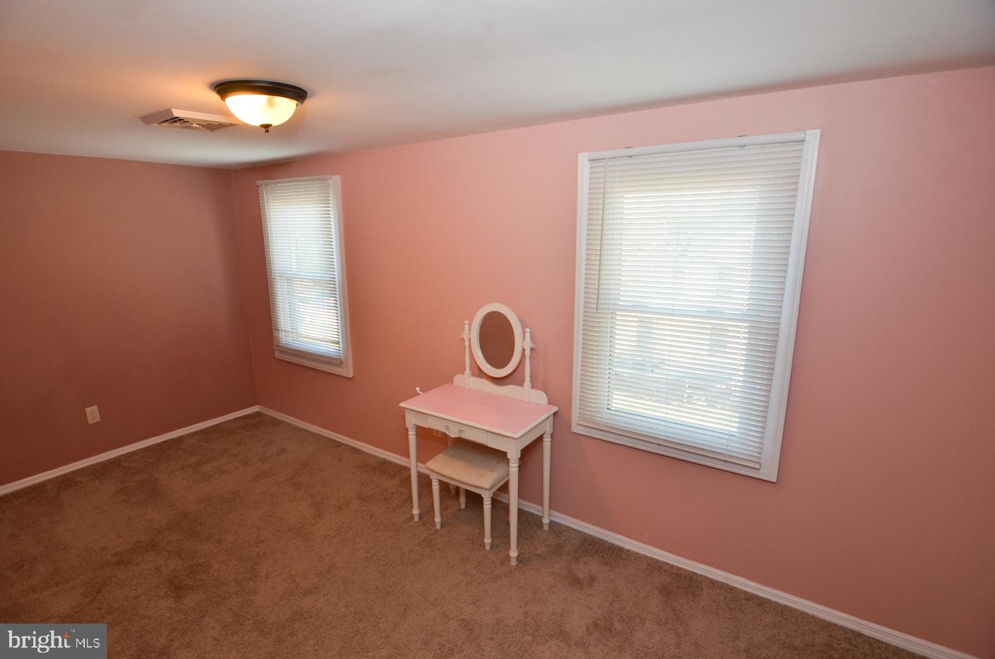 249 Main Street Hamilton, NJ 08620 - Photo 23 of 34 Bedroom 3