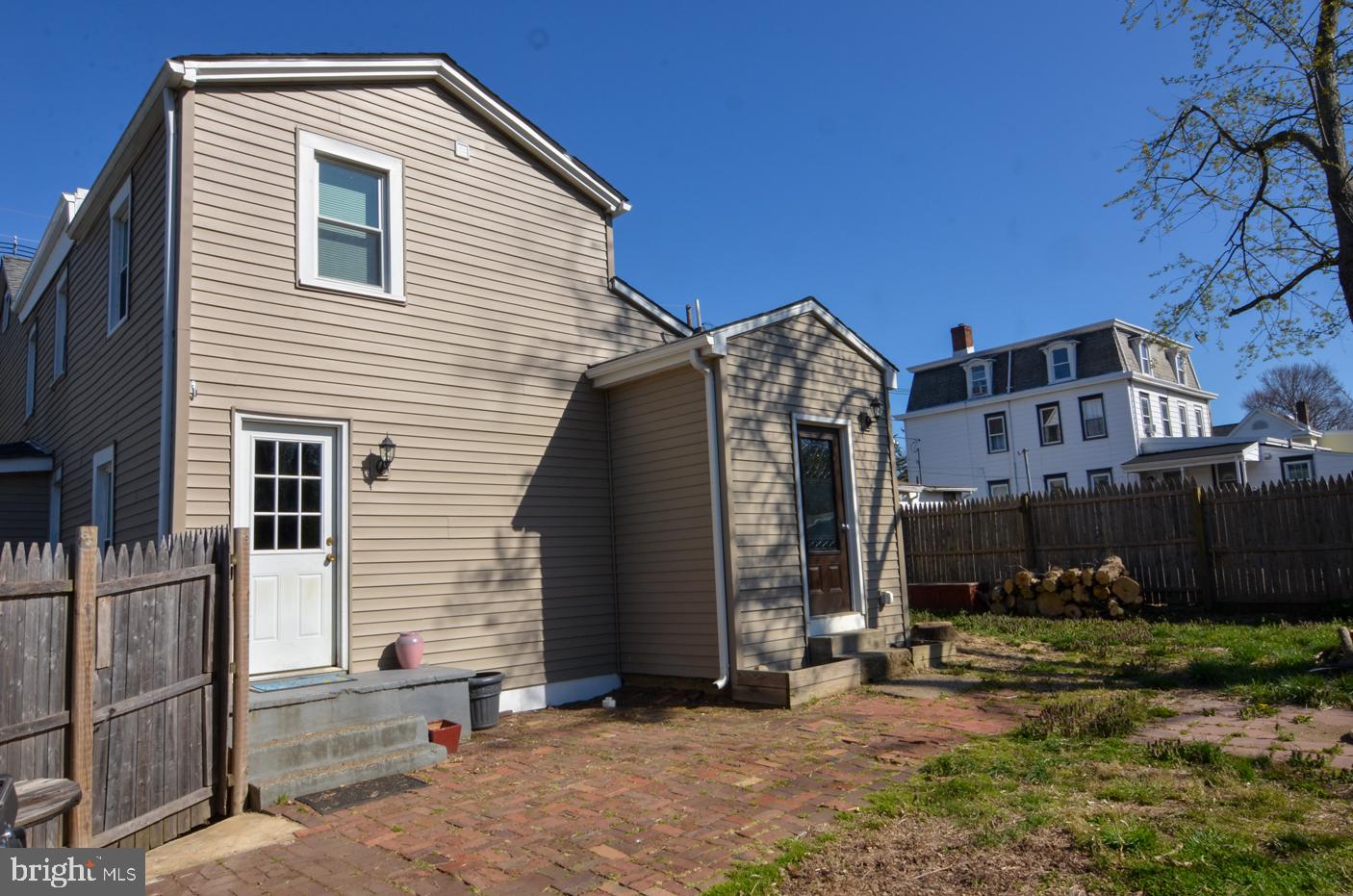 249 Main Street Hamilton, NJ 08620 - Photo 30 of 34 Patio