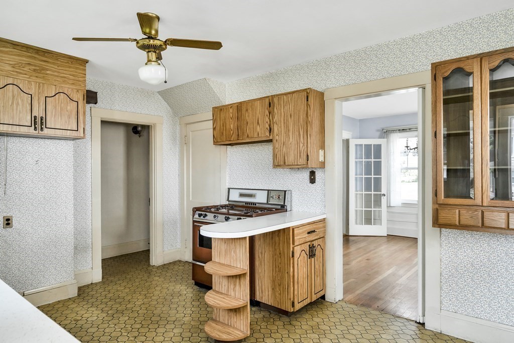 48 Selwyn Road Belmont, MA 02478 - Photo 14 of 39 Gallery Image 14