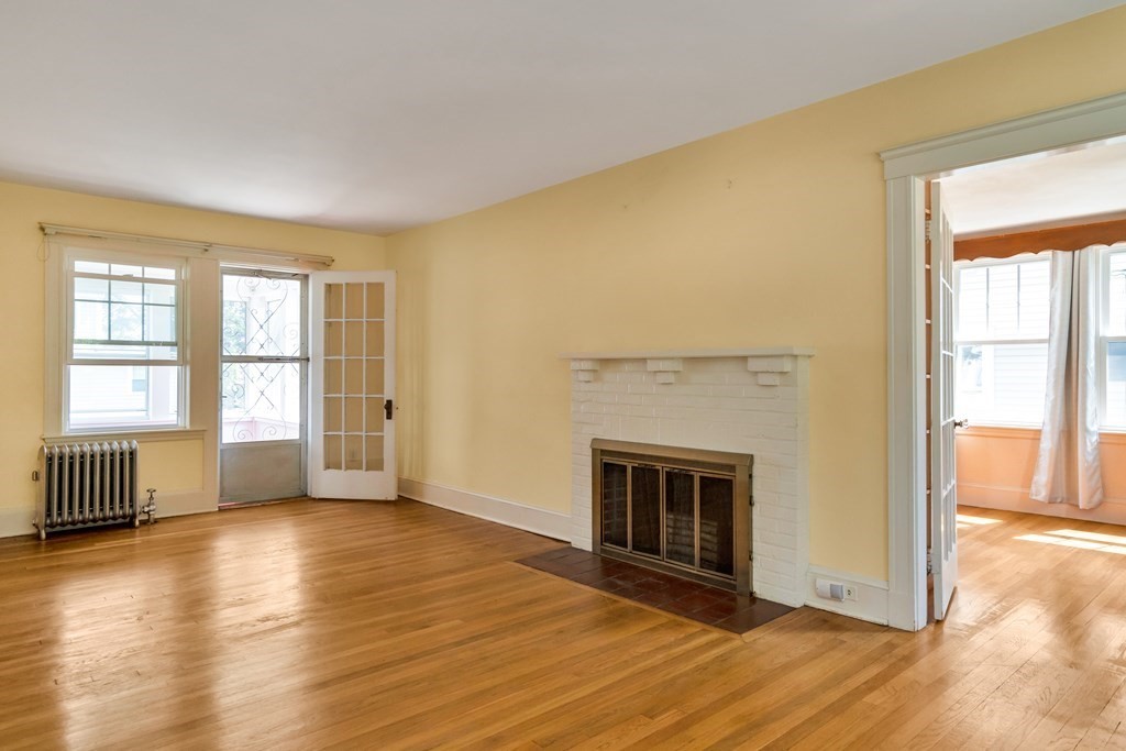 48 Selwyn Road Belmont, MA 02478 - Photo 4 of 39 Gallery Image 4