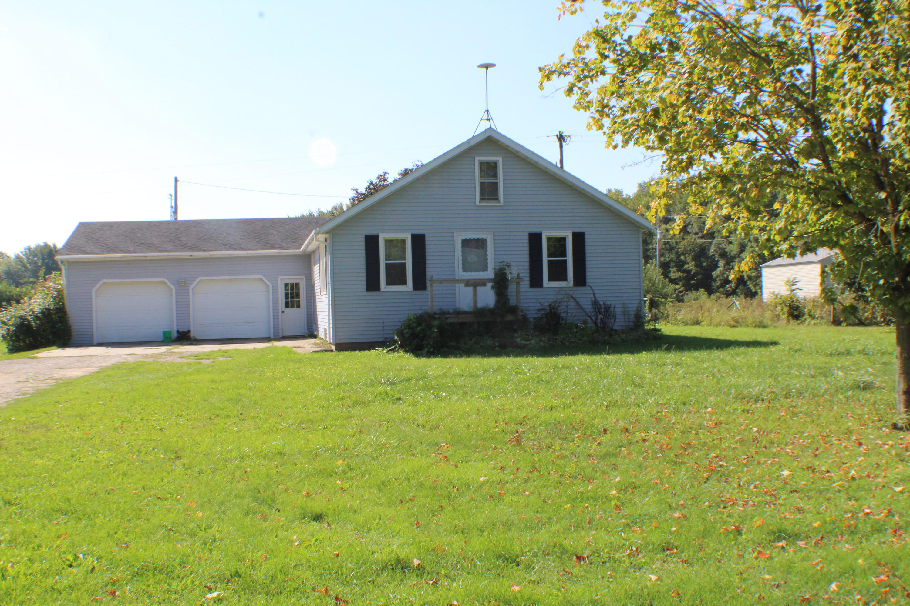 7864 15 Mile Road Northeast Cedar Springs, MI 49319 - Photo 1 of 30 IMG_2989