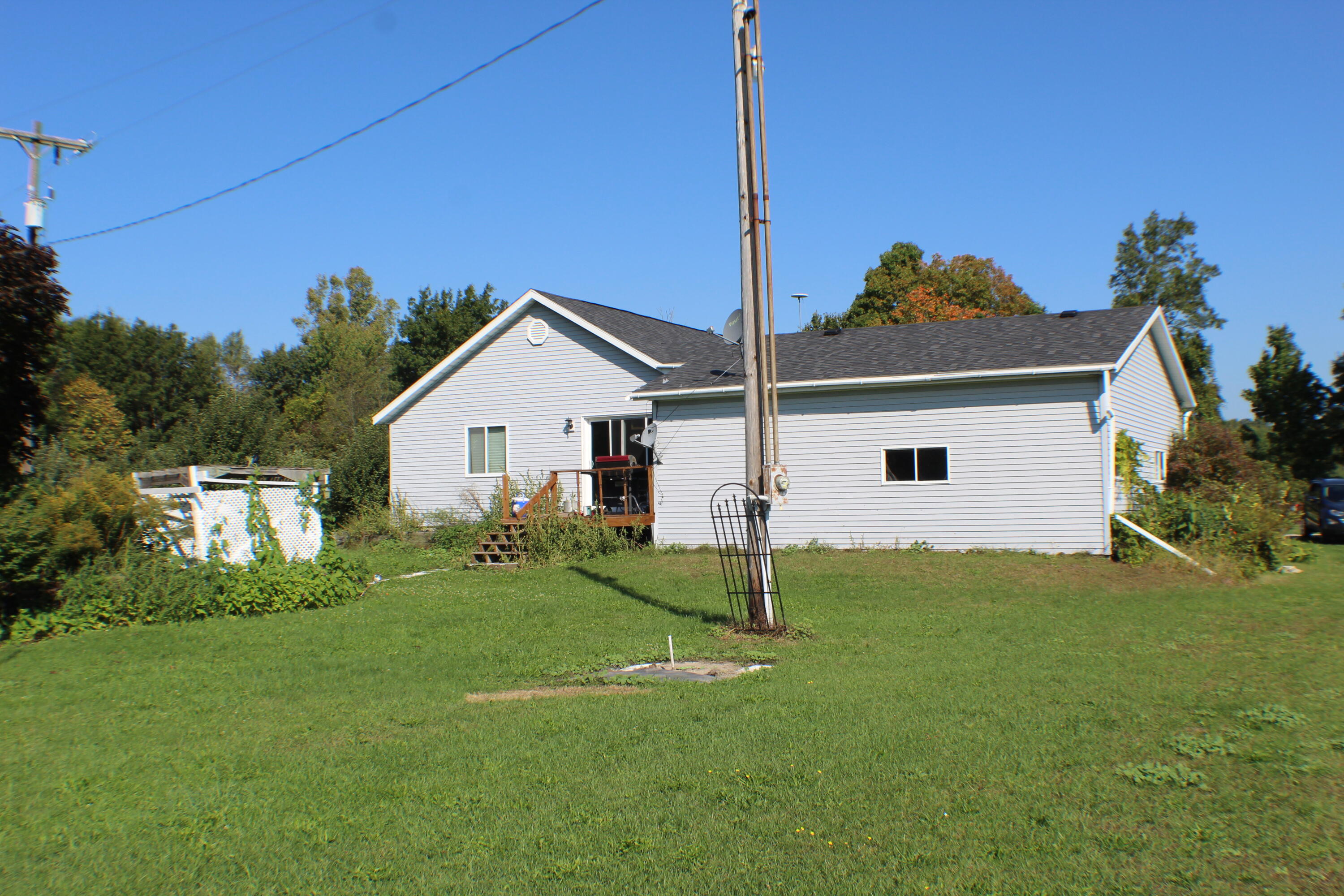 7864 15 Mile Road Northeast Cedar Springs, MI 49319 - Photo 5 of 30 IMG_2927