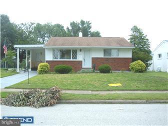 626 Polk Street Riverside, NJ 08075 - Photo 3 of 12 a front view of a house with a yard
