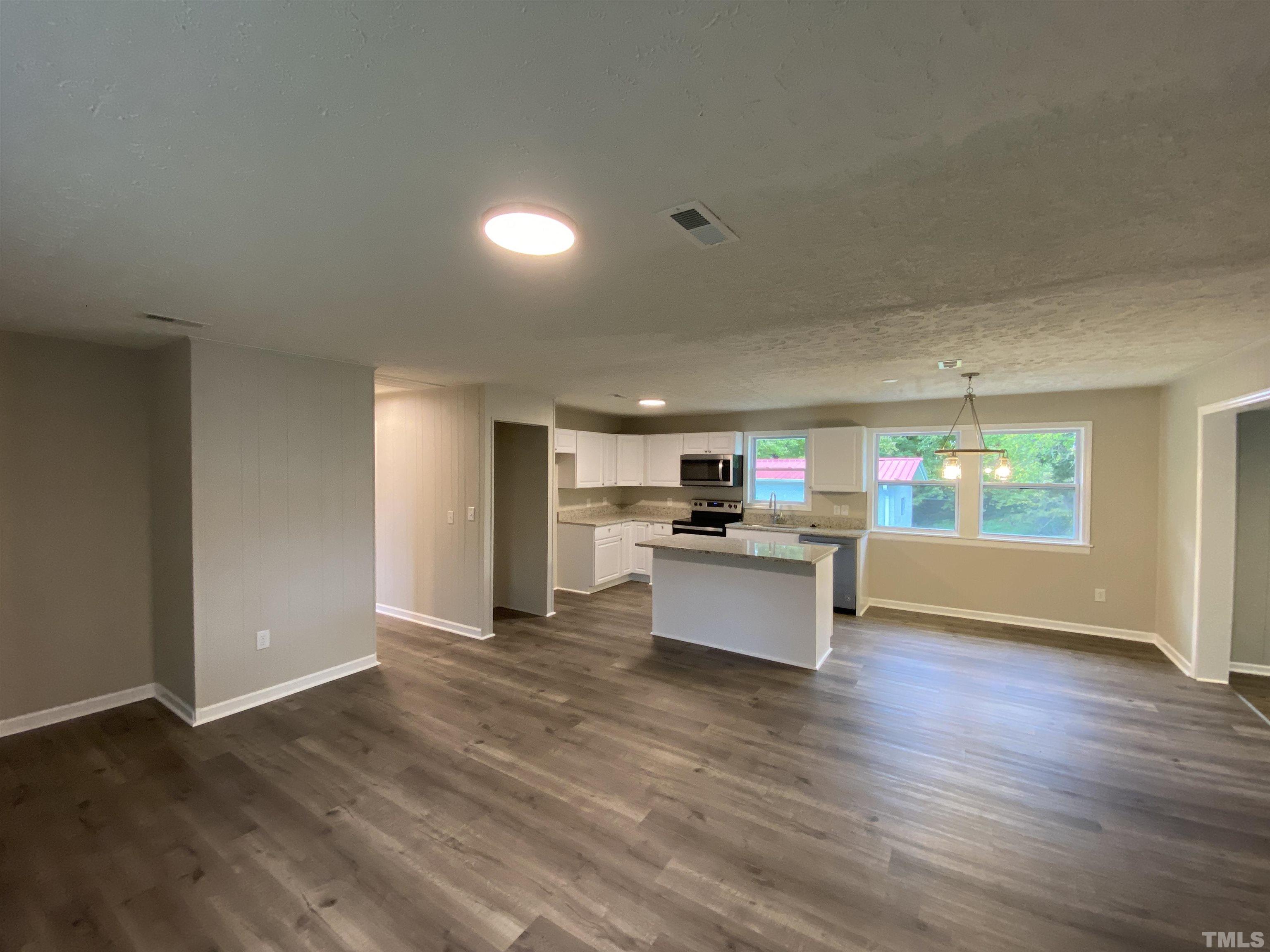 1132 Rockingham Lake Road Reidsville, NC 27320 - Photo 5 of 21 Gallery Image 5