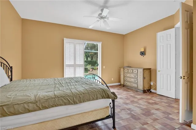 $640,000 | 5902 Bermuda Lane, Naples, FL 34119