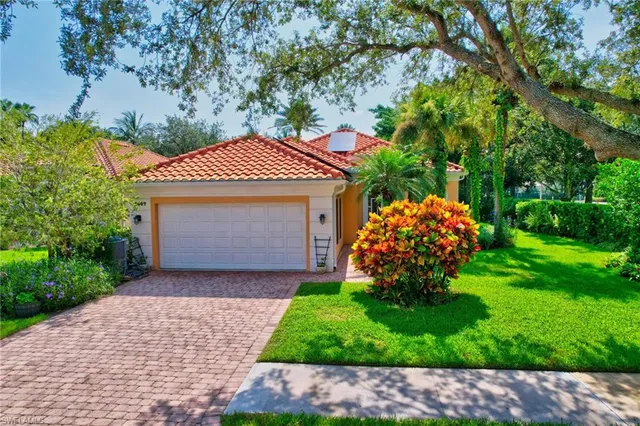 $640,000 | 5902 Bermuda Lane, Naples, FL 34119