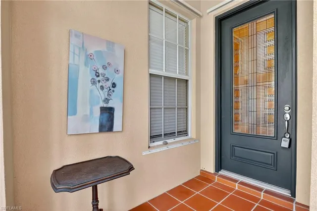 $640,000 | 5902 Bermuda Lane, Naples, FL 34119