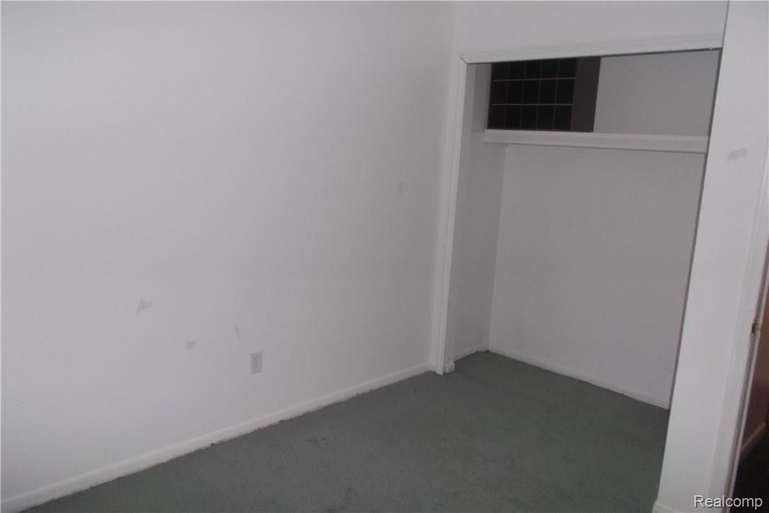 21932 Evergreen Road Southfield, MI 48075 - Photo 10 of 10 DSCF7804.JPG