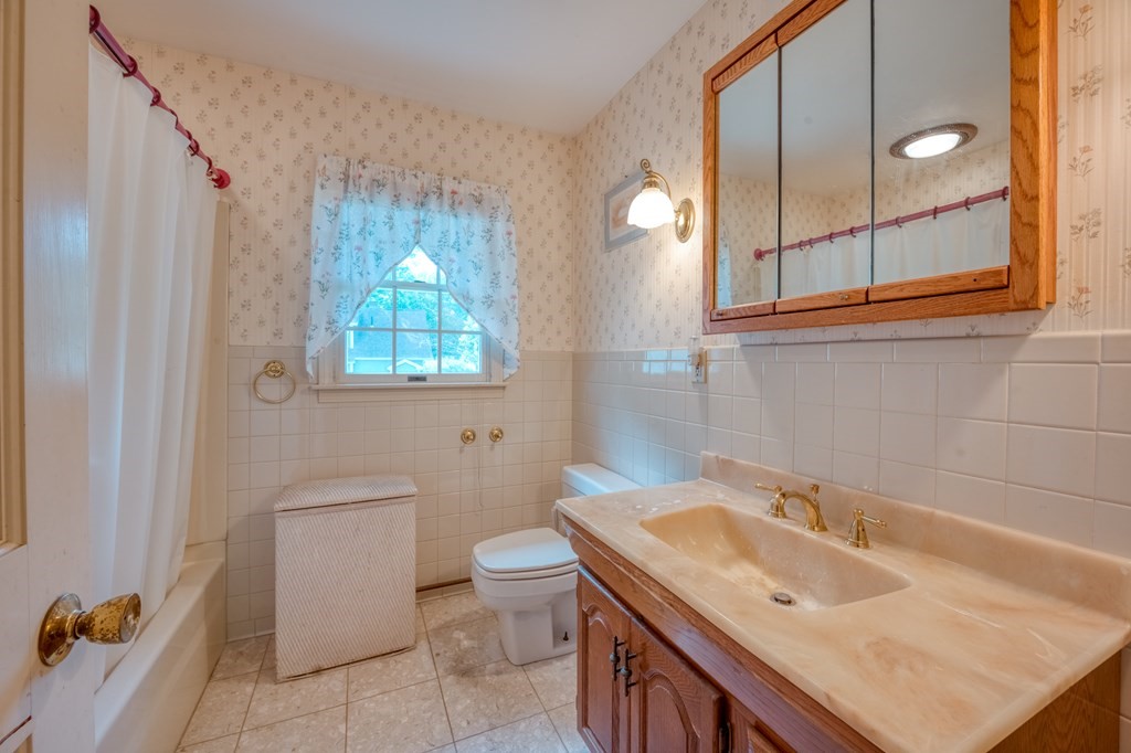 14 Balder Road Worcester, MA 01605 - Photo 19 of 24