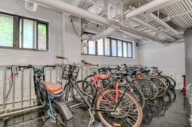 $549,000 | 220 East 73rd Street, Unit 1A | Lenox Hill