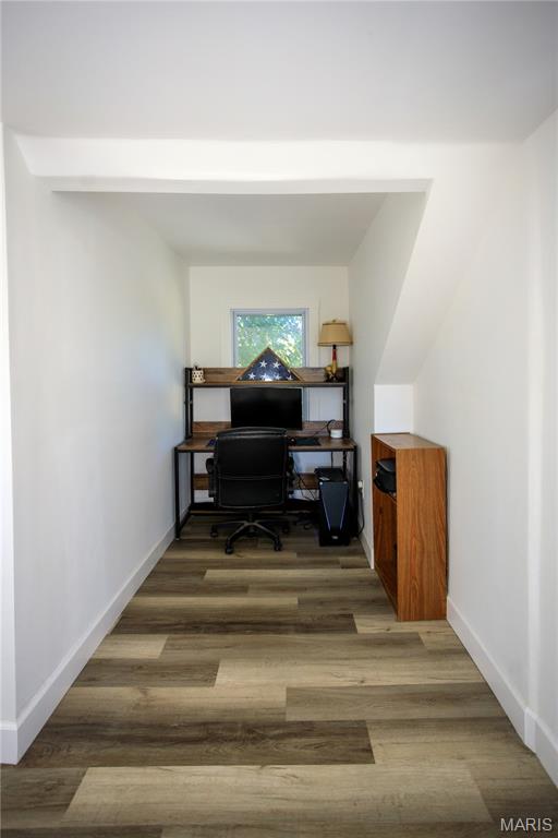 715 Erskine Avenue St. Louis, MO 63125 - Photo 16 of 21