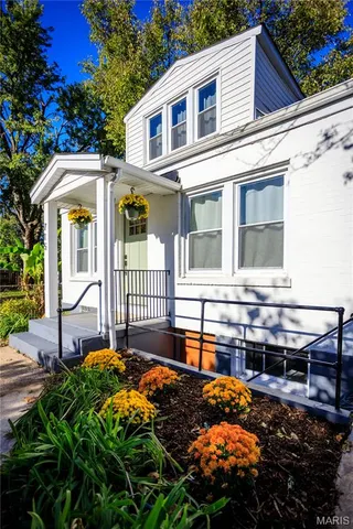 $181,500 | 715 Erskine Avenue, St. Louis, MO 63125